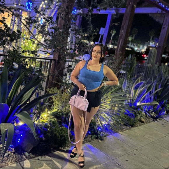 Meet Your Sellers π - Picture 5 of 8